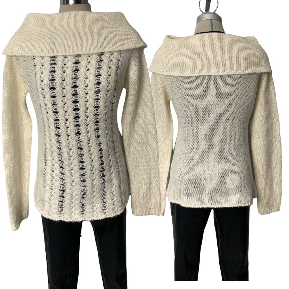 Nevada  Beige Long Sleeves  Sweater Size M